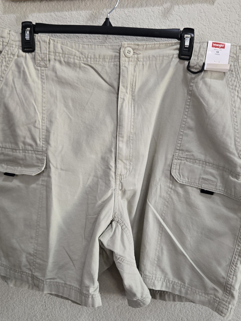 Wrangler Light Beige Cargo Shorts with Utility Pockets